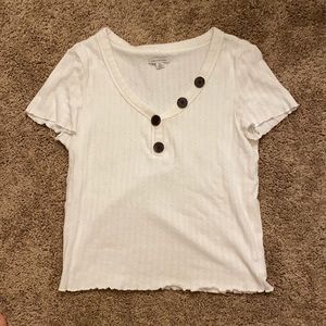 American Eagle white tee with buttons